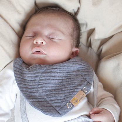 Baby mit Halstuch mini grau