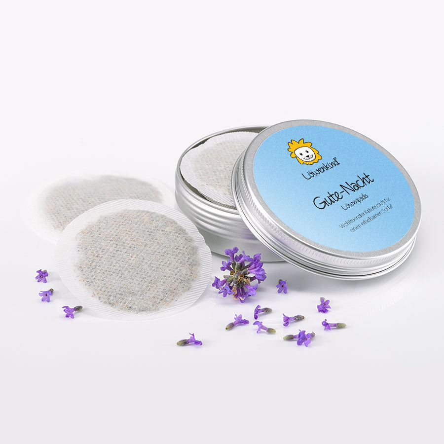 Gute Nacht Kräuterpad-Dose geöffnet mit Lavendel