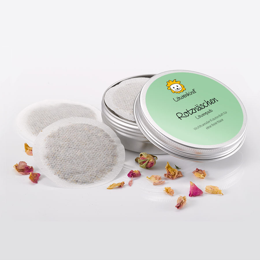 Rotznäschen Kräuterpad-Dose geöffnet mit Kräutern