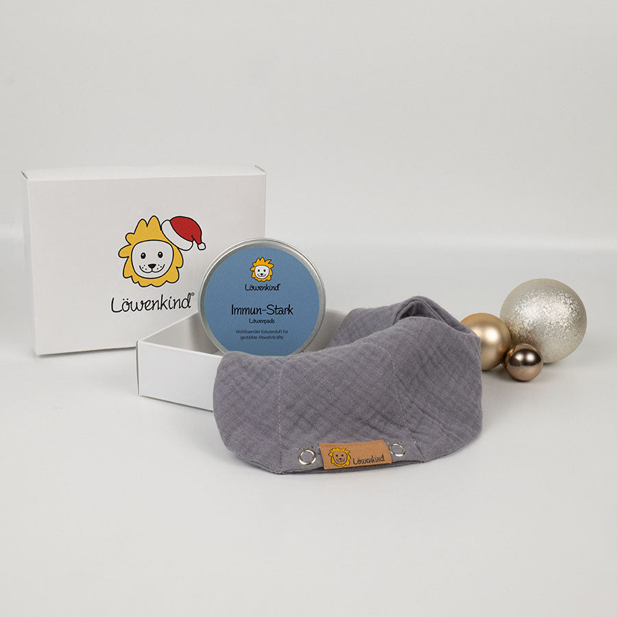 Weihnachts-Geschenkbox mit grauem Halstuch und Kräuterpad-Dose Sorte "Immun-Stark"