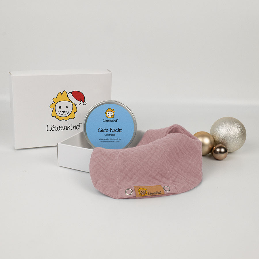 Weihnachts-Geschenkbox mit rosa Halstuch und Kräuterpad-Dose Sorte "Gute-Nacht"